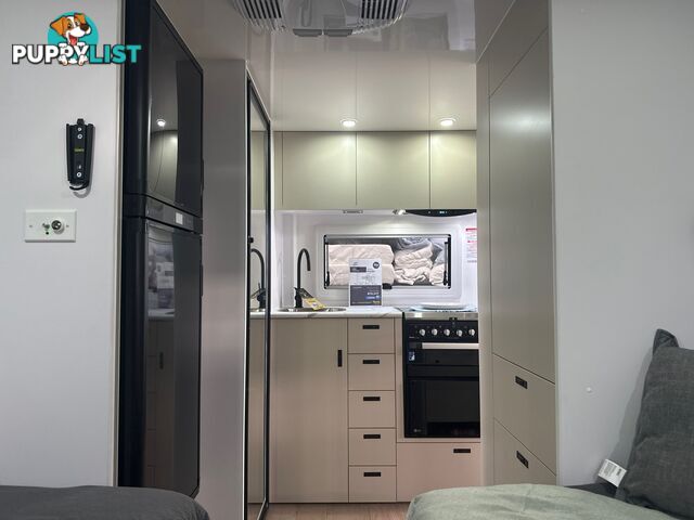 2025 CRUSADER CARAVANS CRV CARAVAN GLADIATOR MY25