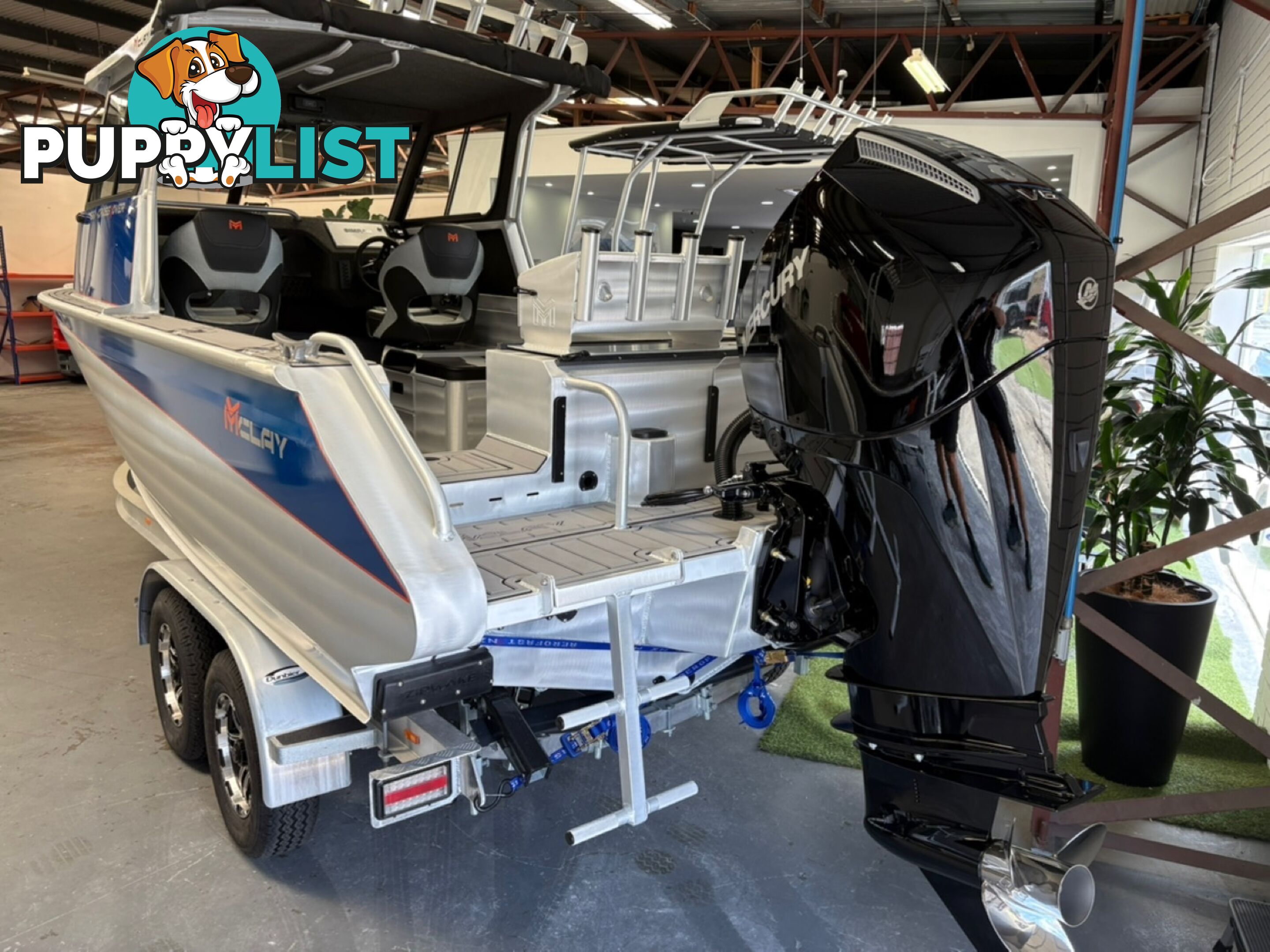 MCLAY 661 CROSSOVER BOAT HARDTOP