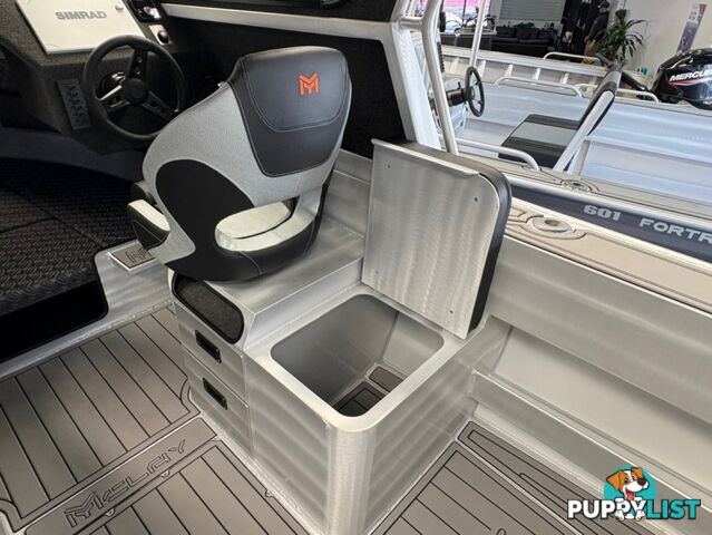 MCLAY 661 CROSSOVER BOAT HARDTOP