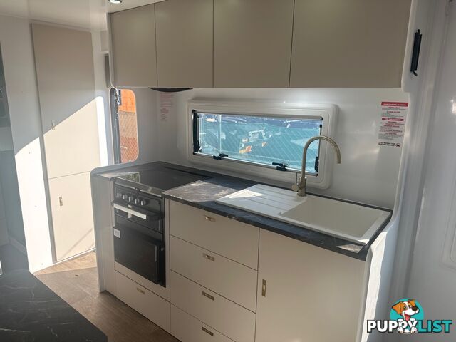 2025 CRUSADER CARAVANS LIFECHANGER CARAVAN EXPERIENCE MY25
