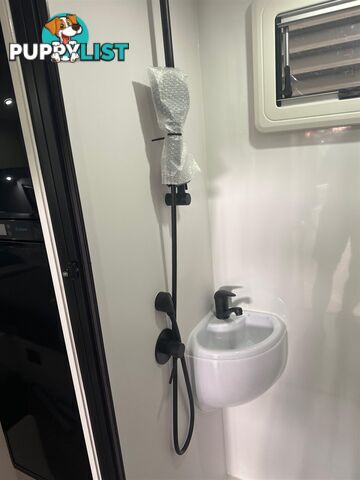2025 CRUSADER CARAVANS CRV CARAVAN GLADIATOR MY25