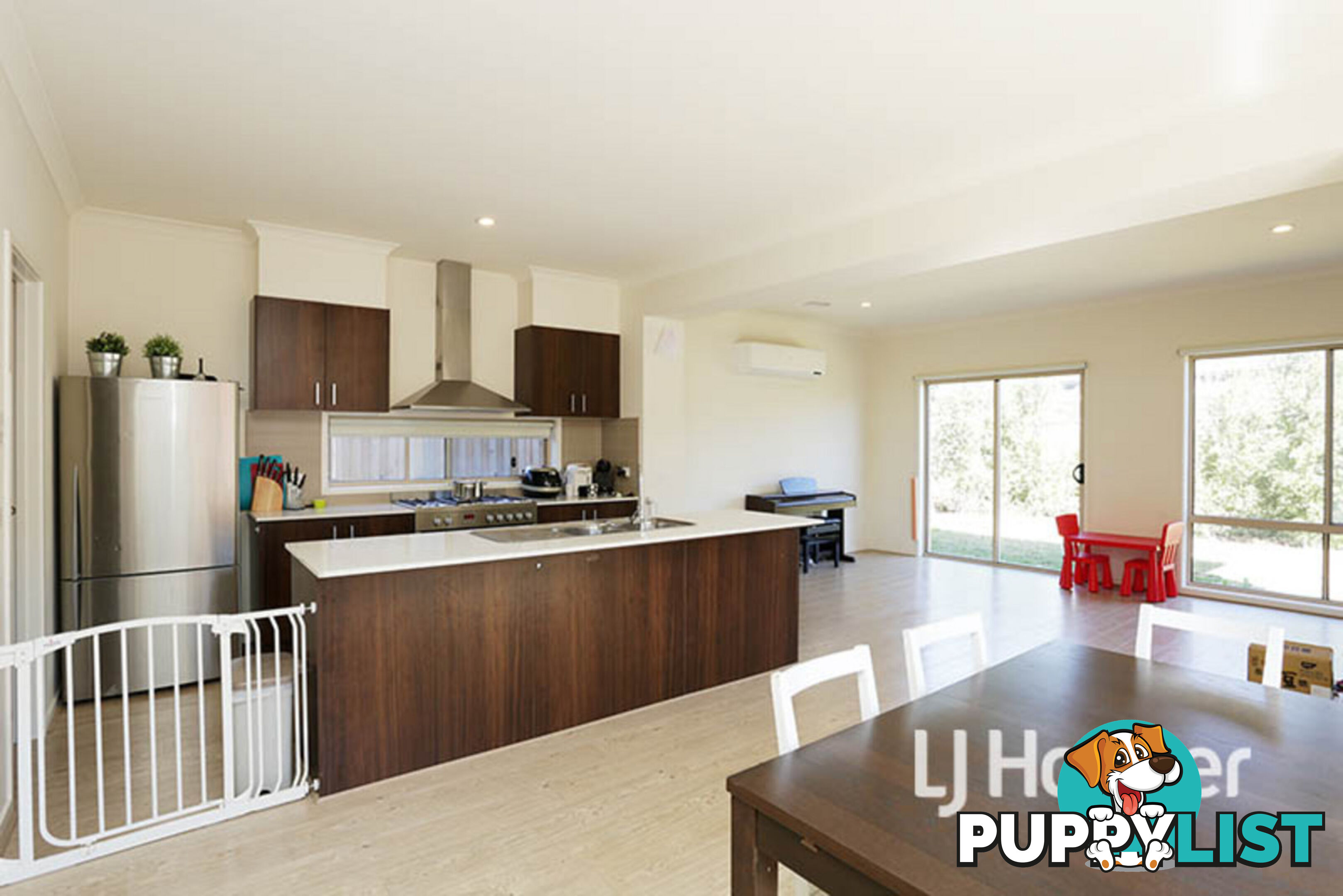 24 Martaban Crescent POINT COOK VIC 3030