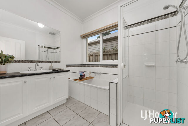 25 Copeland Crescent POINT COOK VIC 3030