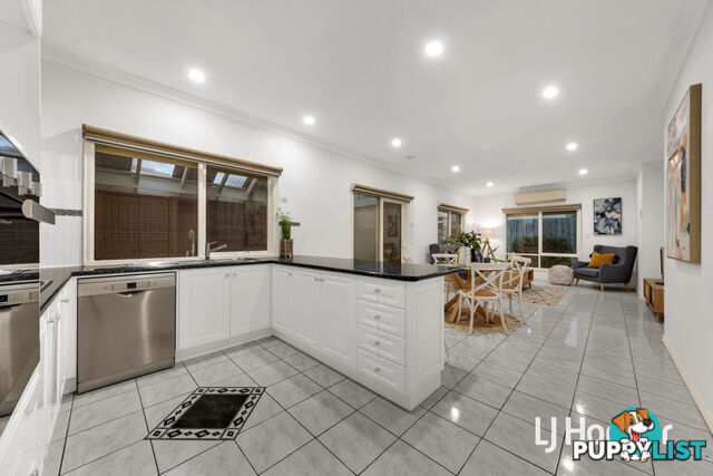 25 Copeland Crescent POINT COOK VIC 3030