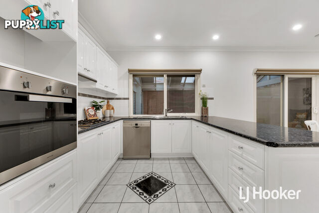 25 Copeland Crescent POINT COOK VIC 3030