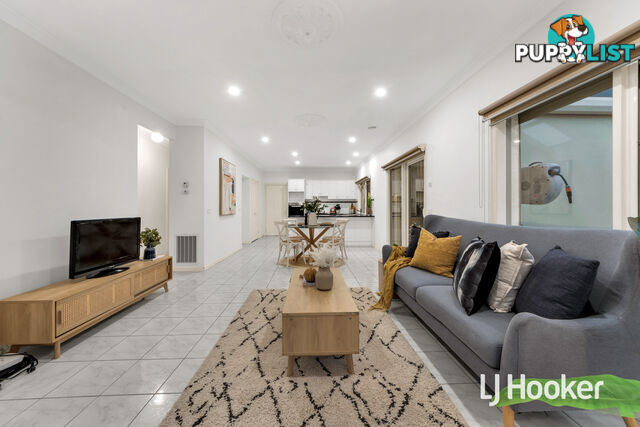 25 Copeland Crescent POINT COOK VIC 3030