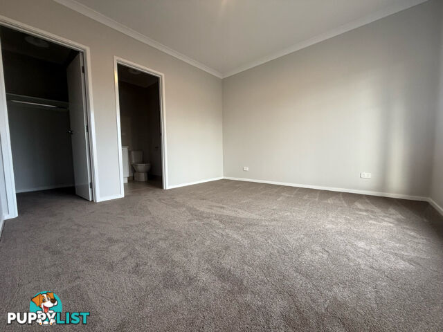 11 Dryden Avenue MANOR LAKES VIC 3024
