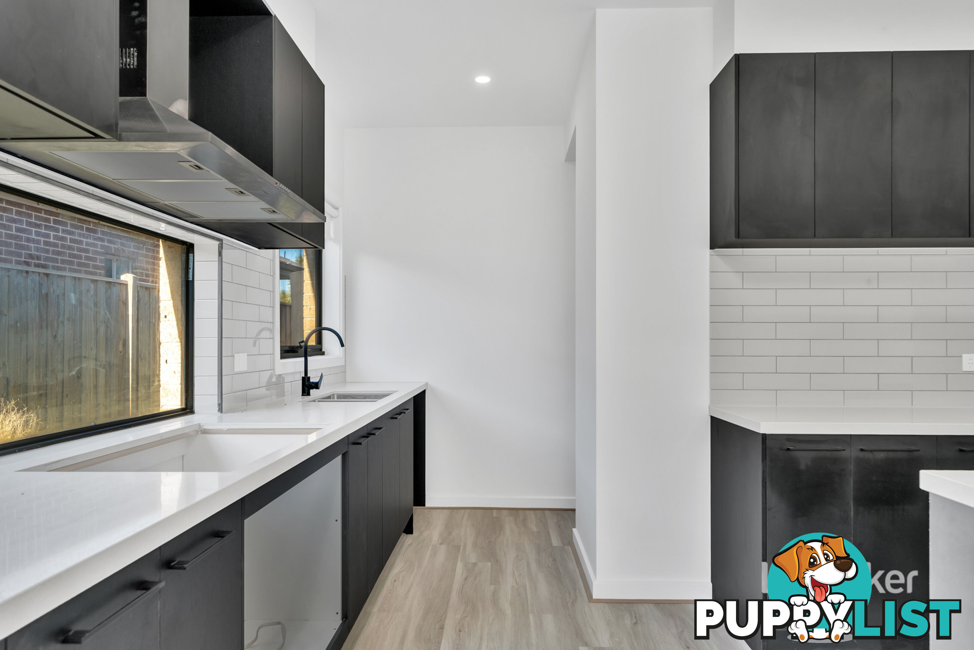 22 Courtenay Promenade FRASER RISE VIC 3336