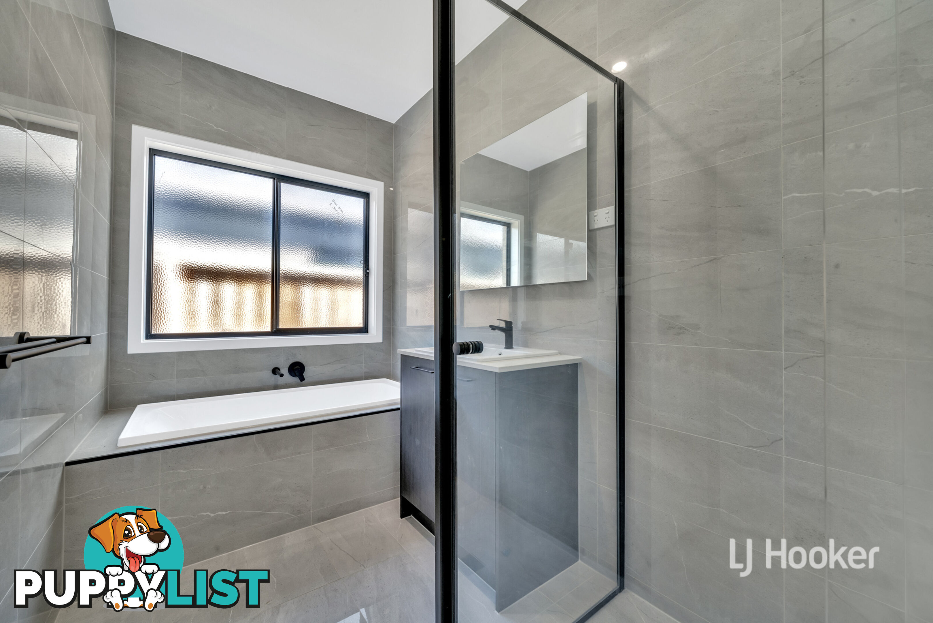 22 Courtenay Promenade FRASER RISE VIC 3336