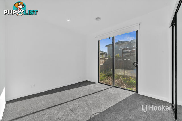 22 Courtenay Promenade FRASER RISE VIC 3336
