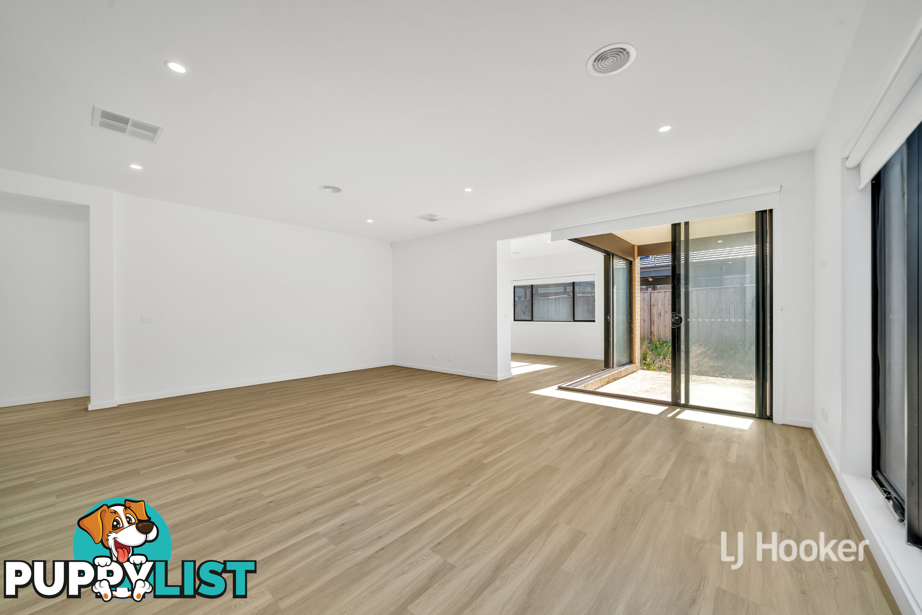 22 Courtenay Promenade FRASER RISE VIC 3336