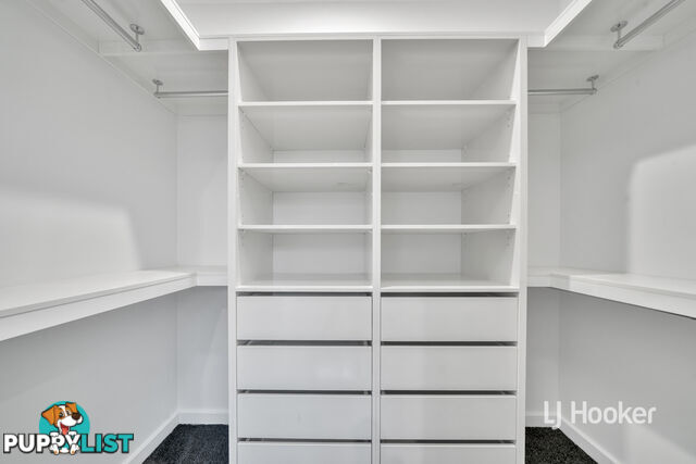 22 Courtenay Promenade FRASER RISE VIC 3336