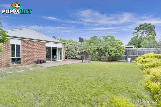 17 Inverloch Drive POINT COOK VIC 3030