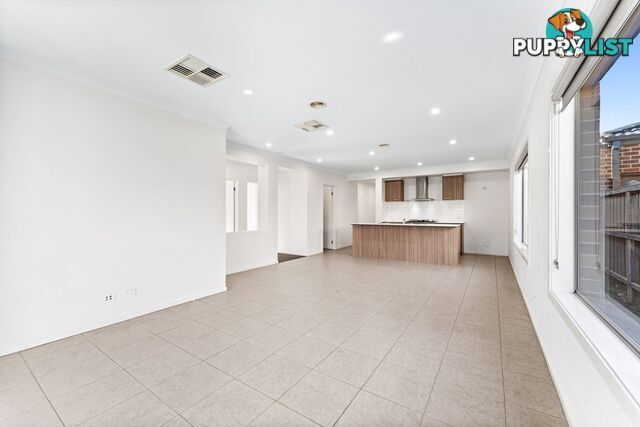 13 Aylesbury Avenue TRUGANINA VIC 3029