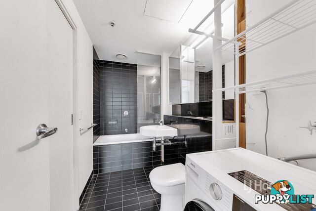 1111/620 Collins Street MELBOURNE VIC 3000