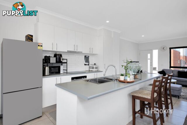 21/205 James Mirams Drive ROXBURGH PARK VIC 3064