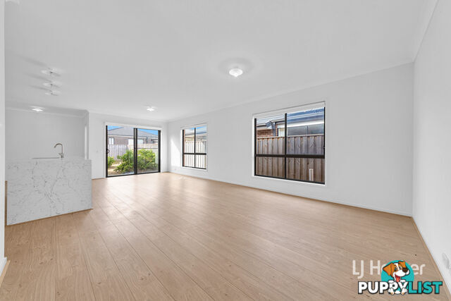 13 Praline Street MANOR LAKES VIC 3024