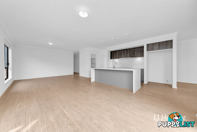 13 Praline Street MANOR LAKES VIC 3024
