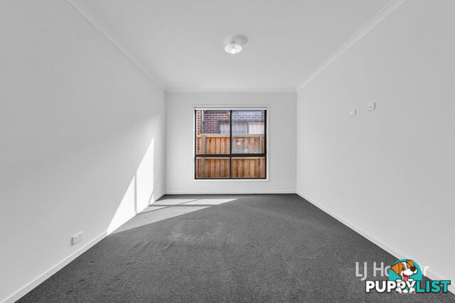 13 Praline Street MANOR LAKES VIC 3024