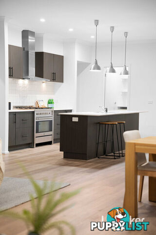 1 Home Road POINT COOK VIC 3030