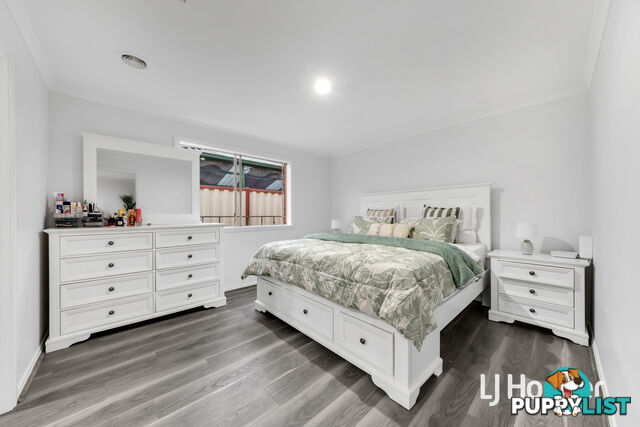17 Kingsley Avenue POINT COOK VIC 3030