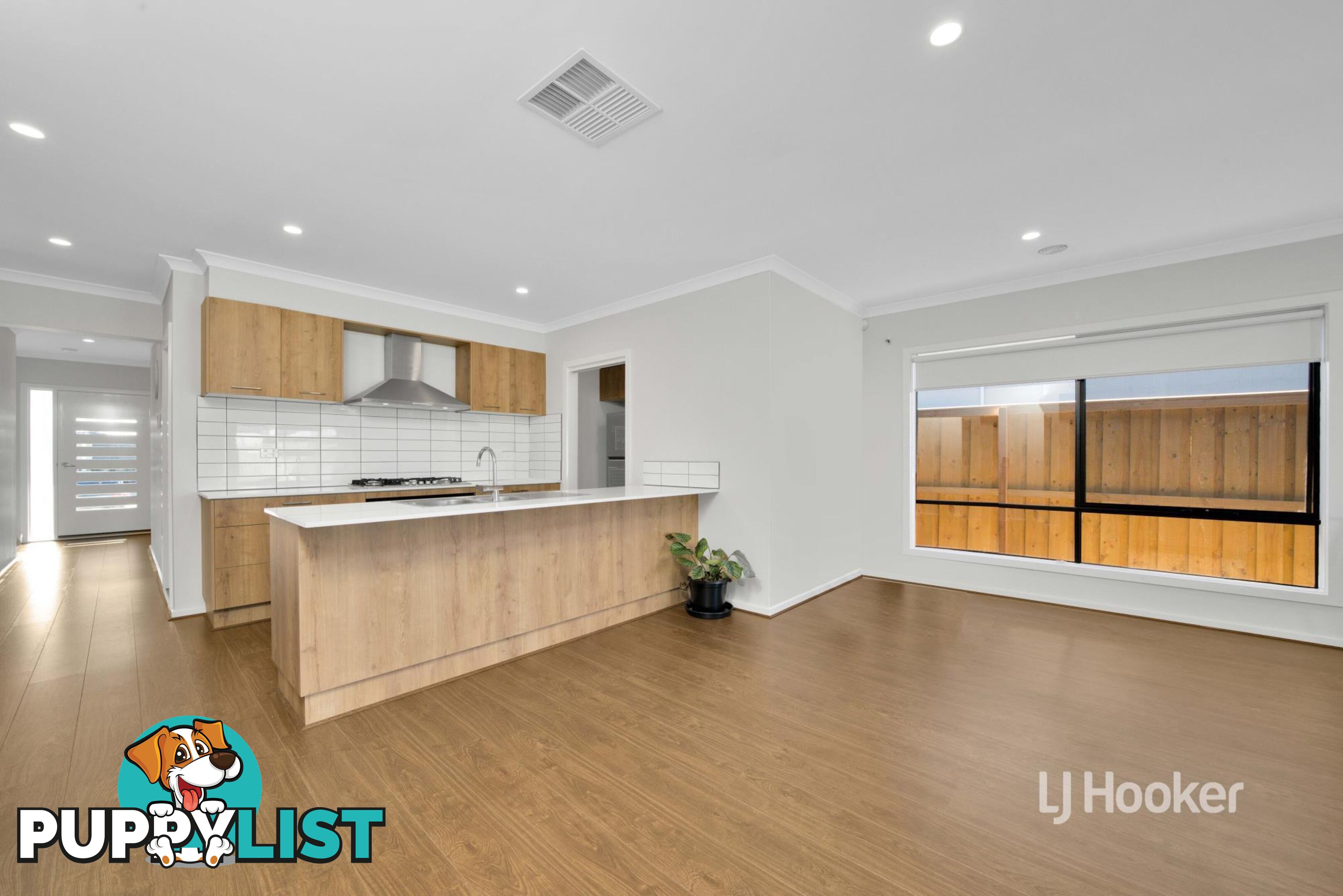 9 Farmingdale Street MANOR LAKES VIC 3024