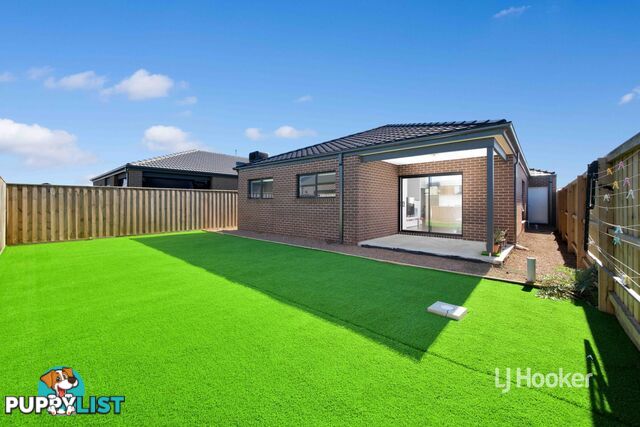 9 Farmingdale Street MANOR LAKES VIC 3024