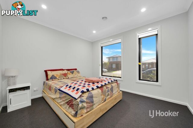 9 Farmingdale Street MANOR LAKES VIC 3024
