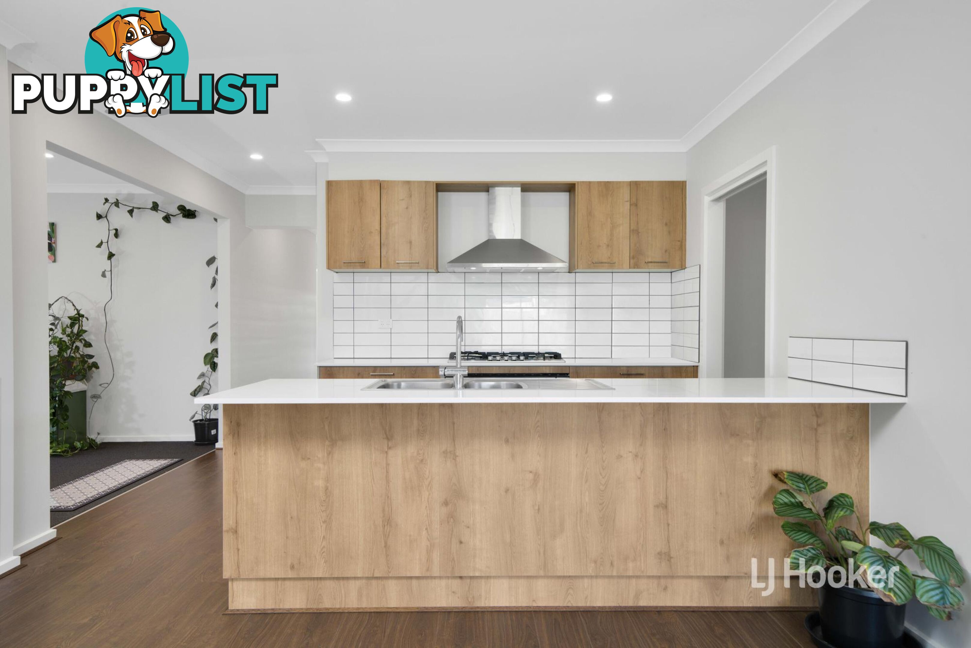 9 Farmingdale Street MANOR LAKES VIC 3024