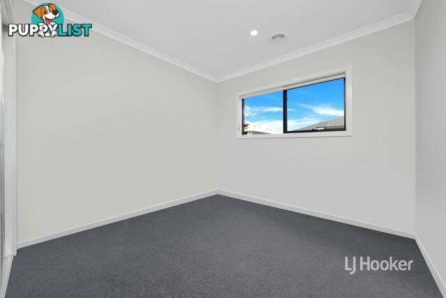 9 Farmingdale Street MANOR LAKES VIC 3024