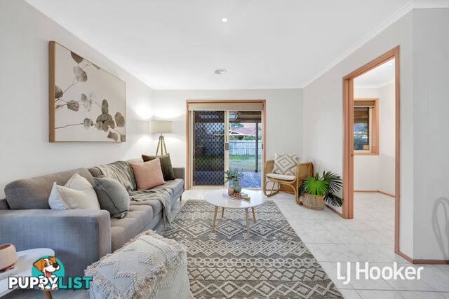8 Haigh Court ALTONA MEADOWS VIC 3028