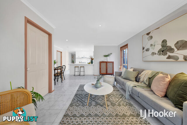 8 Haigh Court ALTONA MEADOWS VIC 3028