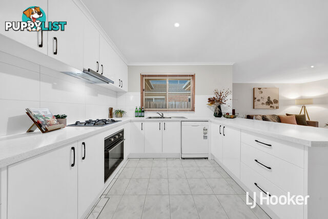 8 Haigh Court ALTONA MEADOWS VIC 3028