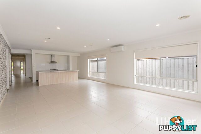 115 Beachview Parade SANCTUARY LAKES VIC 3030