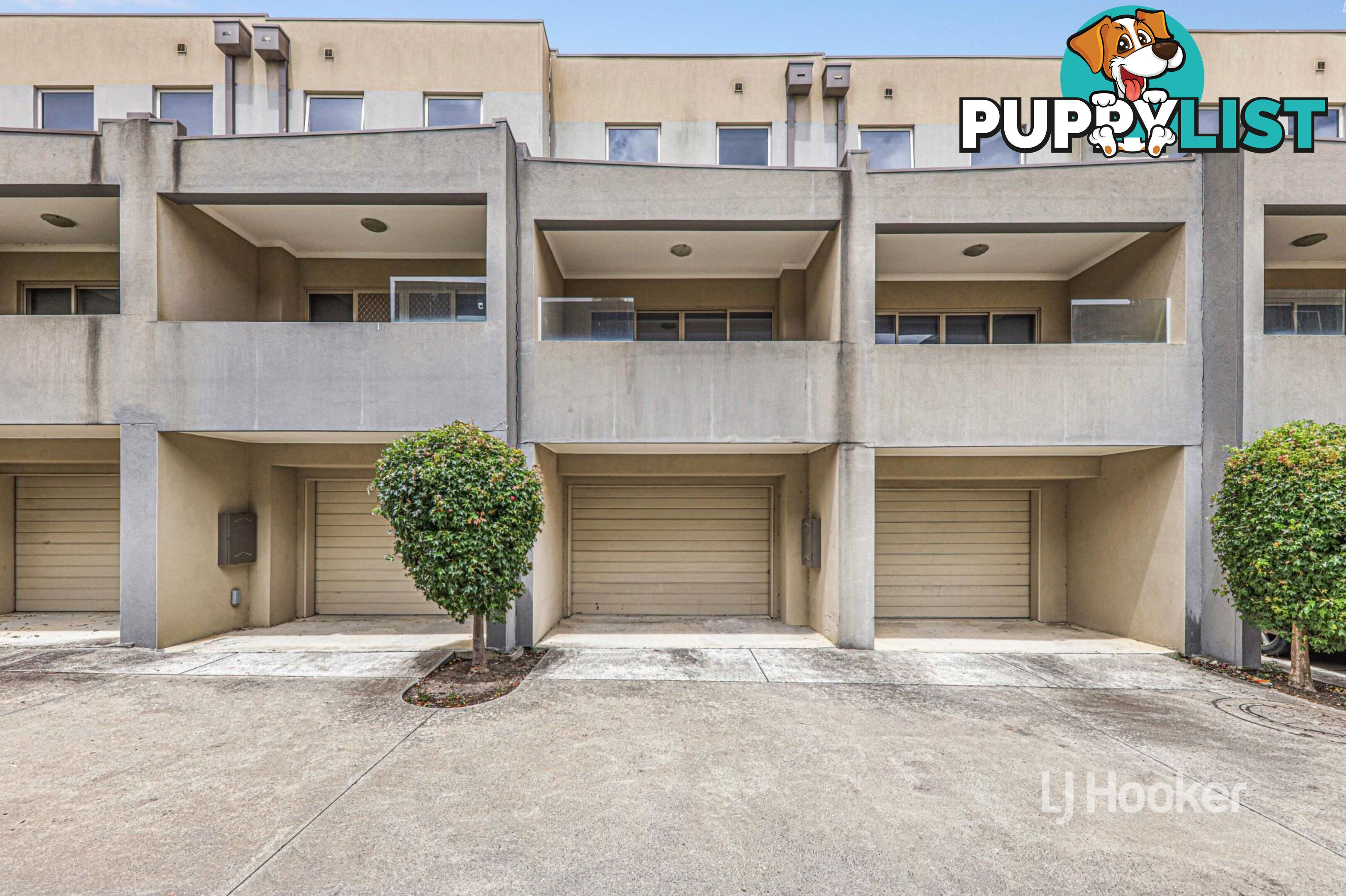 10 Annecy Lane PAKENHAM VIC 3810