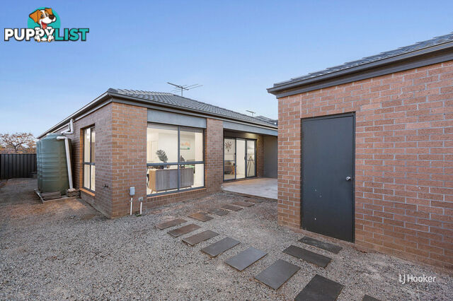 1/6 Sidney Nolan Walk POINT COOK VIC 3030