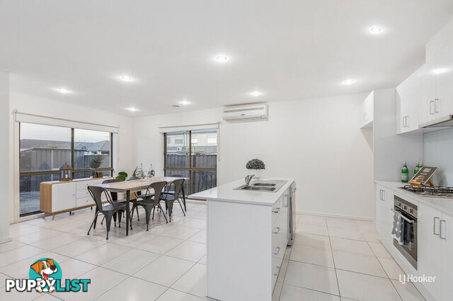 1/6 Sidney Nolan Walk POINT COOK VIC 3030