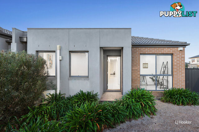 1/6 Sidney Nolan Walk POINT COOK VIC 3030