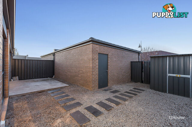 1/6 Sidney Nolan Walk POINT COOK VIC 3030