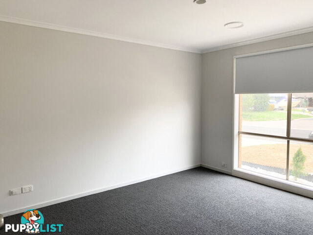 73 Flemington Crescent WERRIBEE VIC 3030