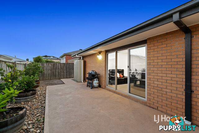 31 Arrowgrass Drive POINT COOK VIC 3030