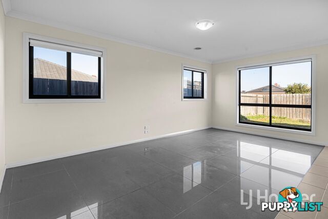 27 Norwood Avenue WEIR VIEWS VIC 3338