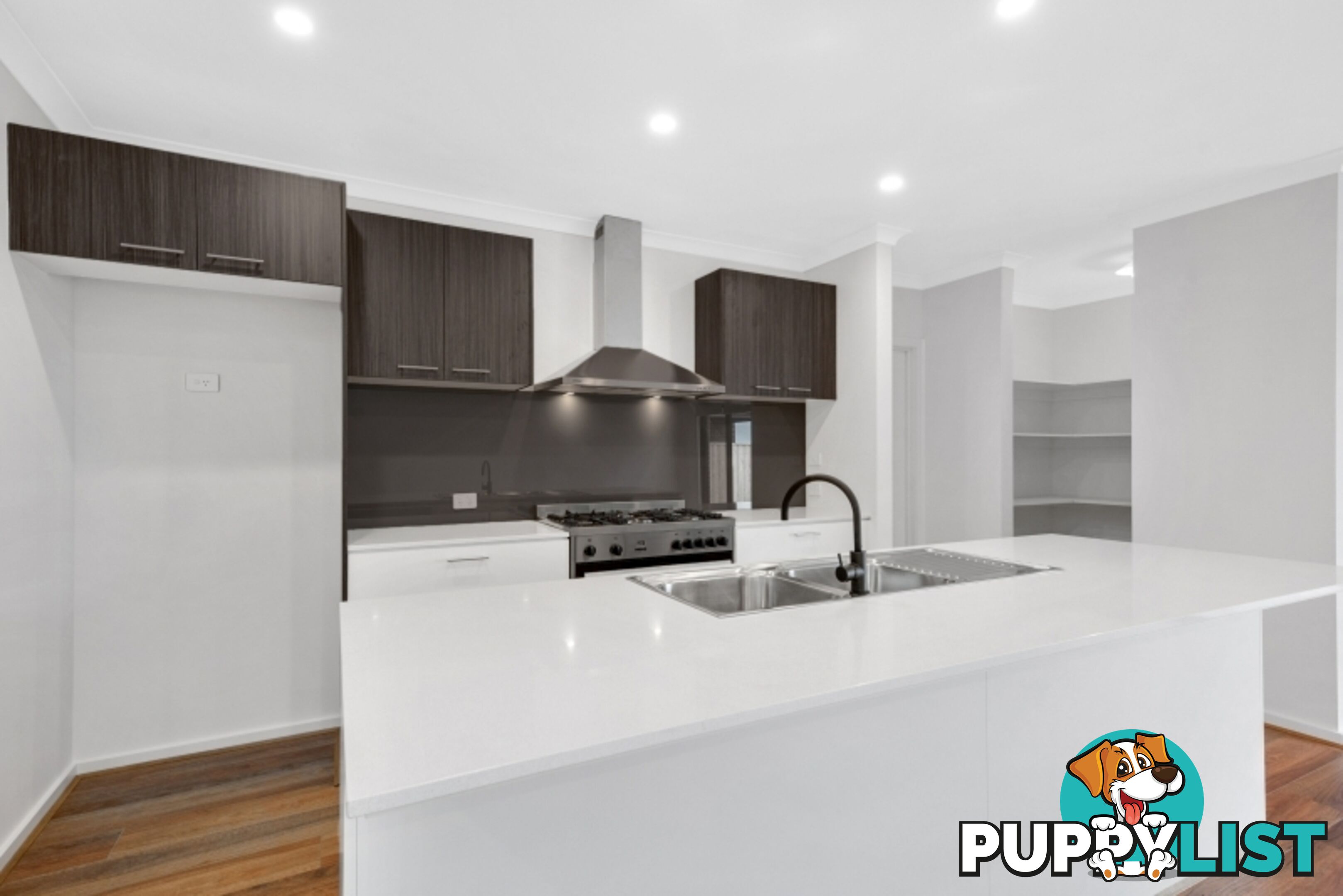 5 Chapelton Way WERRIBEE VIC 3030