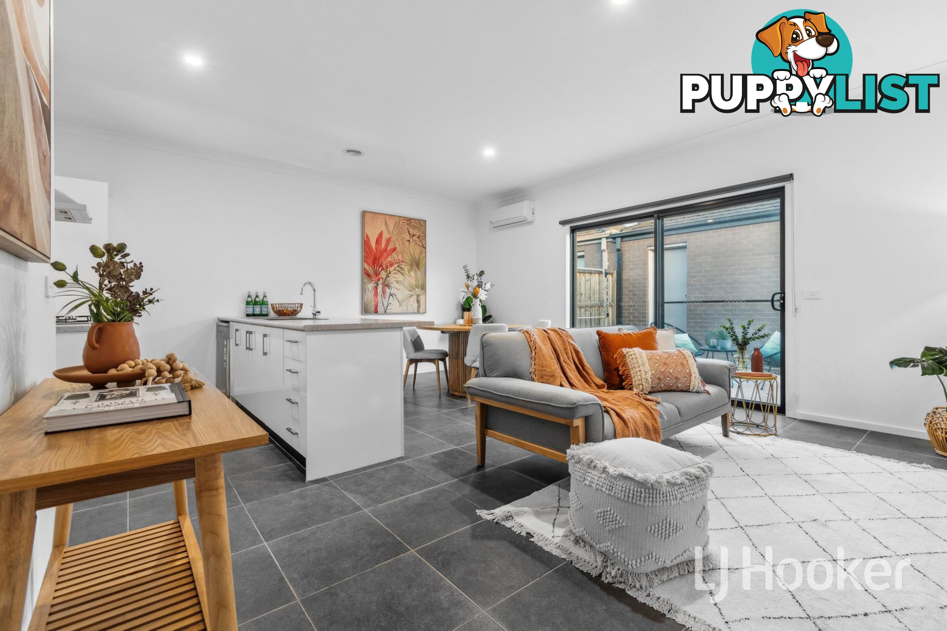 13 Papaya Walk MANOR LAKES VIC 3024