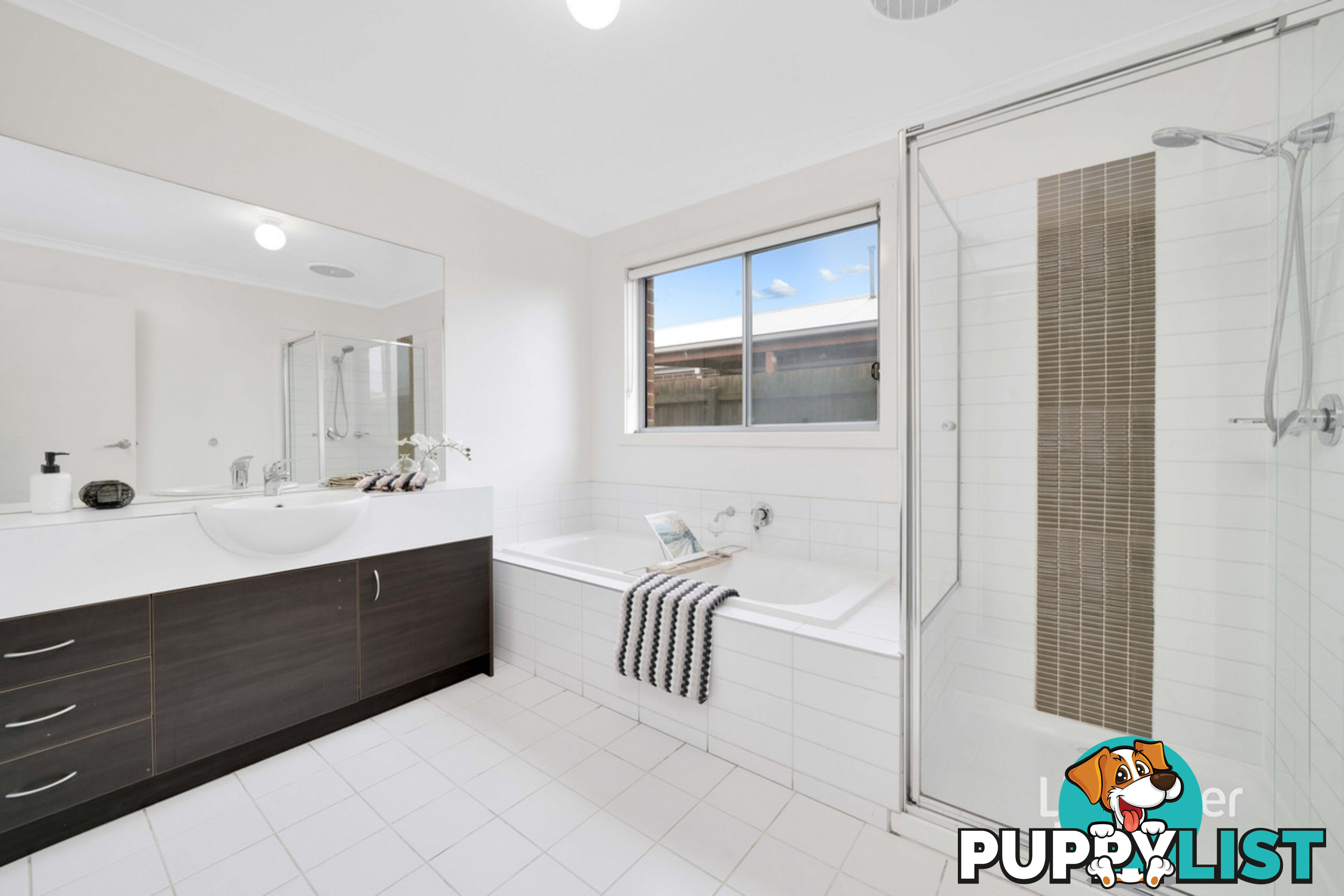 61 James Cook Drive TRUGANINA VIC 3029