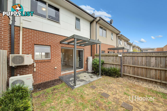 10/64 Escapade Boulevard CRAIGIEBURN VIC 3064