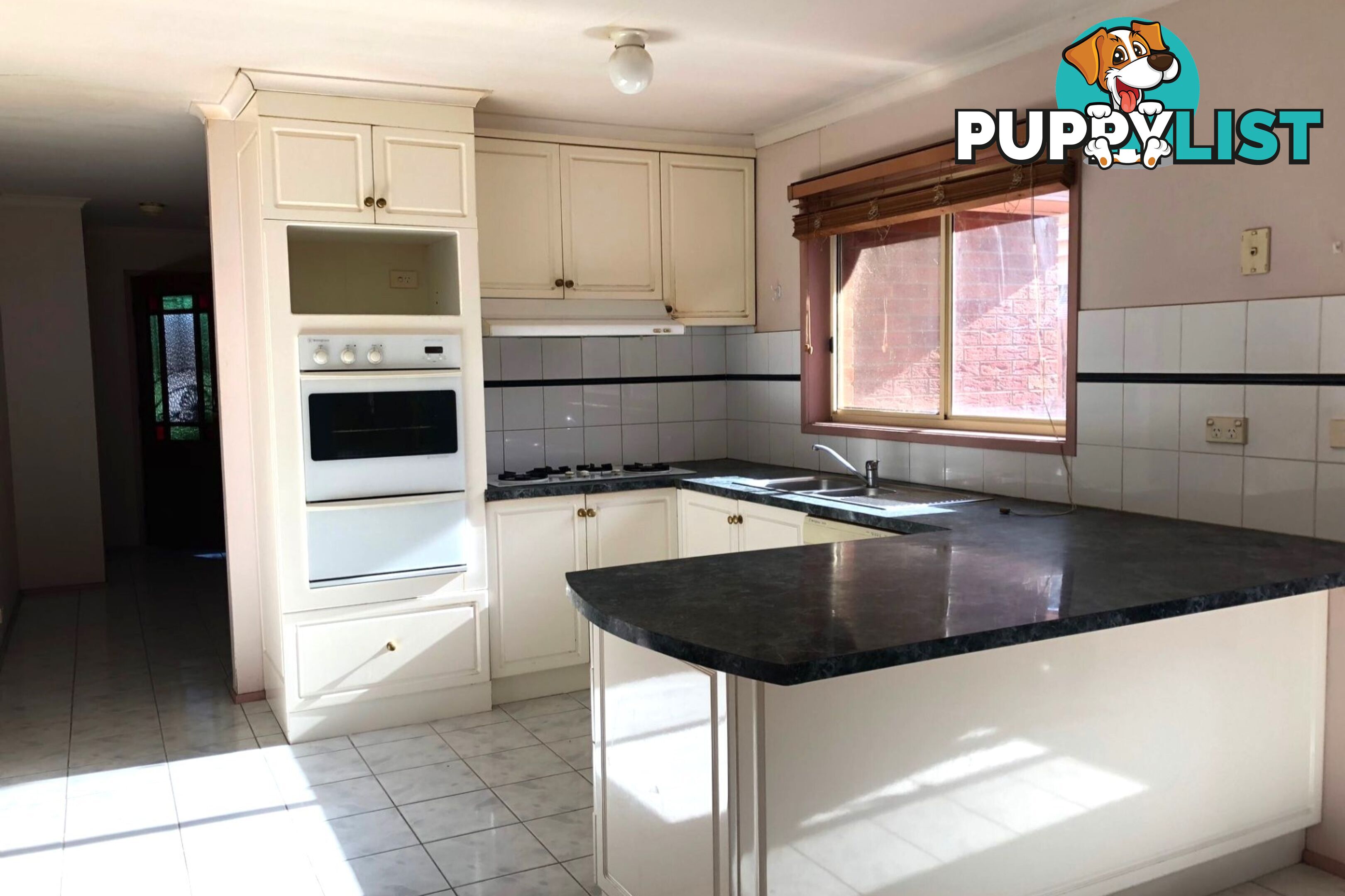 8 Haigh Court ALTONA MEADOWS VIC 3028