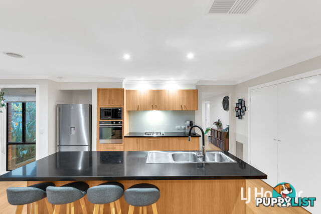 18 Watermark Way POINT COOK VIC 3030