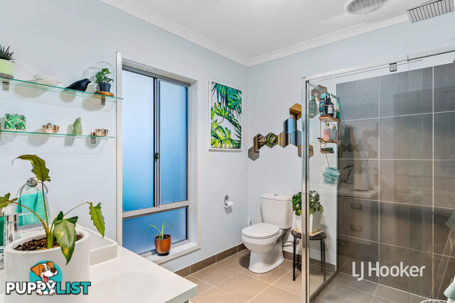 4 Forum Way POINT COOK VIC 3030