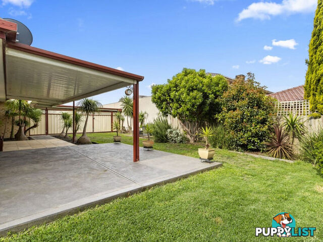 11 Sandstone Avenue SEABROOK VIC 3028